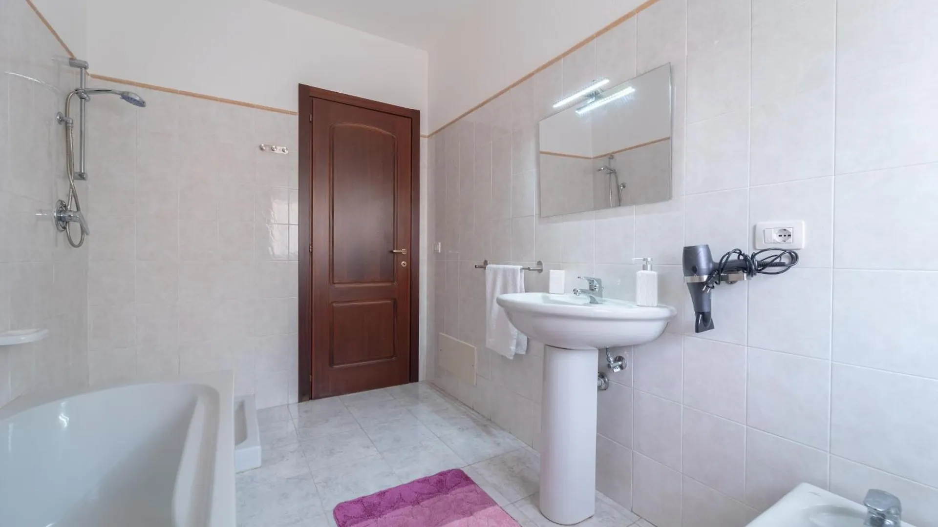 Holiday House Costantino Alghero Italië